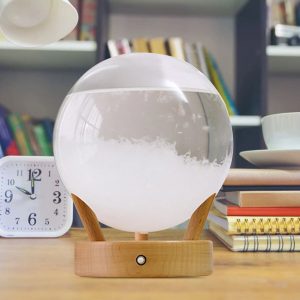 Wetenschappelijke lavalamp met een strak ontwerp, ideaal voor bureau- of studeerkamerdecoratie, die een vleugje wetenschap en stijl aan uw ruimte toevoegt.