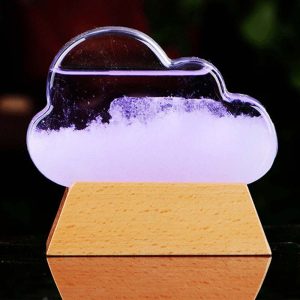 Wetenschappelijk decoratiepaneel in de vorm van een wolk met vloeistof.